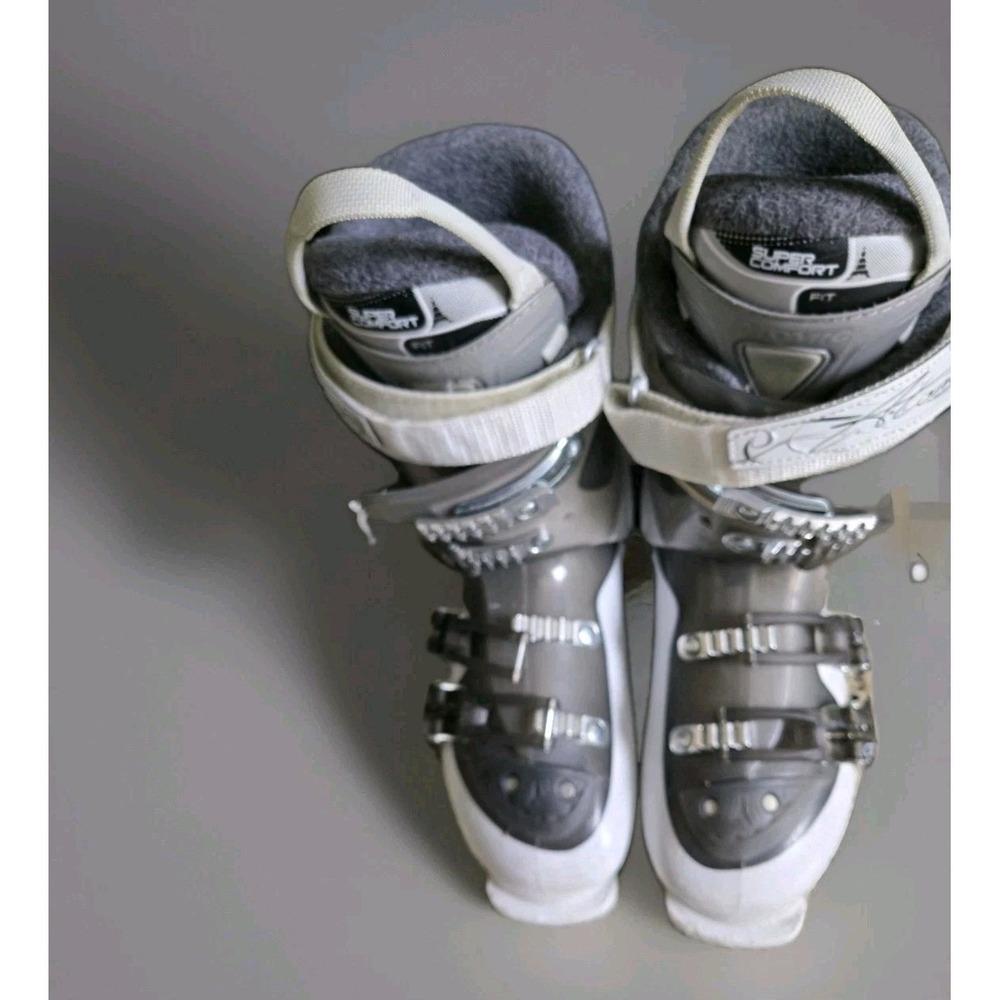 ATOMIC B50 WOMEN'S Downhill SKI BOOTS White & Gray 24.5 - 25 Comfort Fit